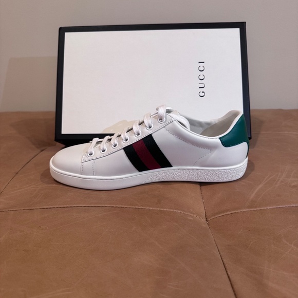 Gucci Ace Embroidered Sneakers - Cat & Piglet Edition - Size 37.5 - BRAND NEW - Picture 6 of 7